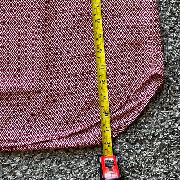 Burgundy/White Floral Print Flowy Women's Medium Blouse - Picture 4 of 5